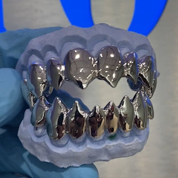 Atown Grillz "Shark Grill" 16 piece