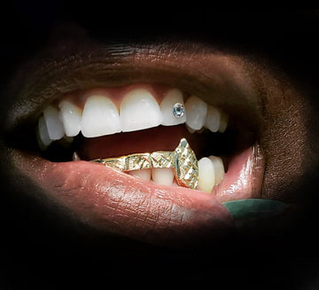 Pretty Lady Bar Edition With Gold Fangs